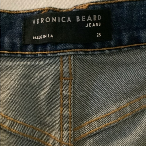 VERONICA BEARD
Charlie Denim High-Rise Barrel Jean | size 28 - Picture 9 of 11